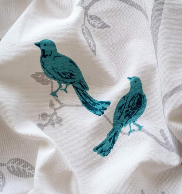 Elegant Blue Bird Print Cotton Curtains for Room Darkening and Light Filtering - Image 3