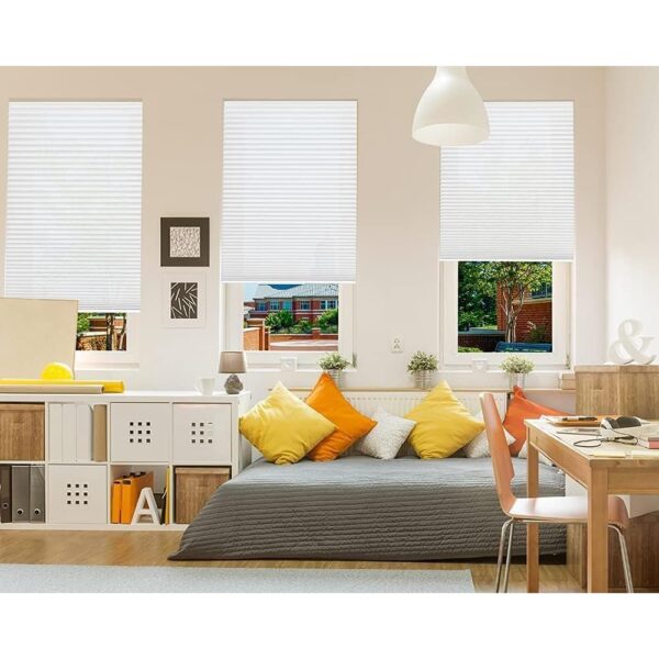 Easy Lift Cordless Pleated Shades: Light Filtering Fabric in White, 48"x64" - Image 8