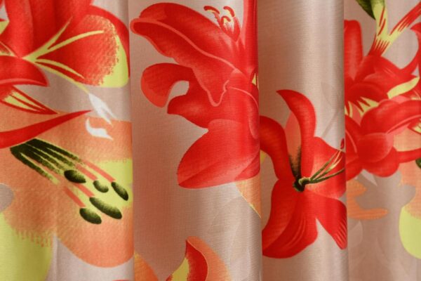 Vibrant YUKANY Red Flower Eyelet Curtains - 7 Feet, Perfect for Any Room - Image 3