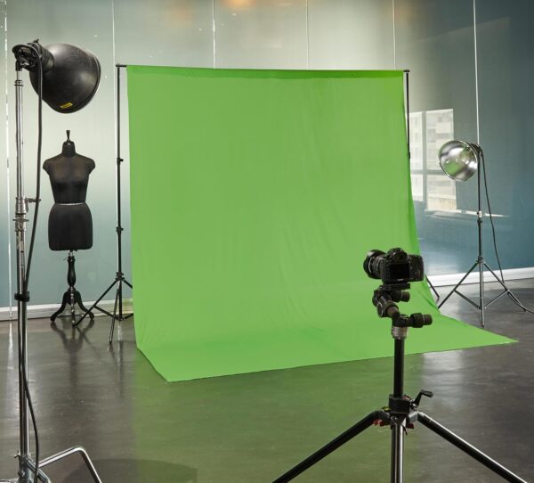 Portable Green Backdrop Photography Kit - Adjustable Studio Stand and Carry Bag - Image 3