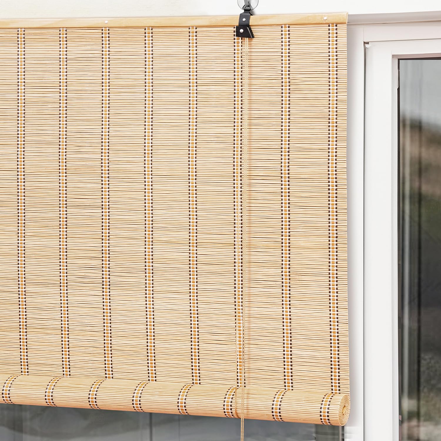 Bamboo Curtains: Stylish Roll-Up Shades for Sunlight Protection and Décor