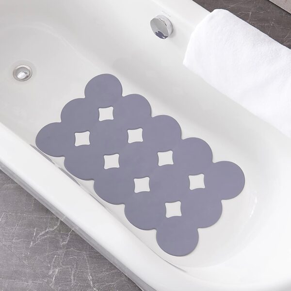 Non-Slip Bathtub Mat with Strong Suction Cups for Safe Bathing Experience