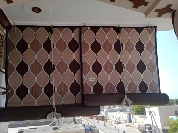 Dhori Bamboo Roll-up Blinds: Waterproof Curtains for Windows and Balconies - Image 3