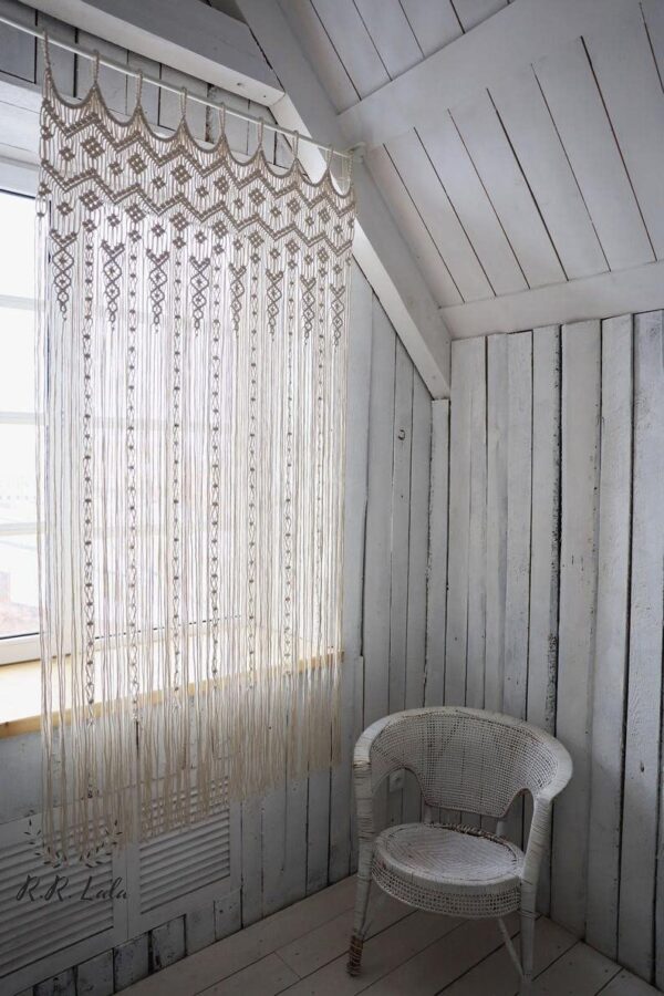 Handmade Macrame Curtain: Stylish Bohemian Decor for Doorways and Weddings - Image 3