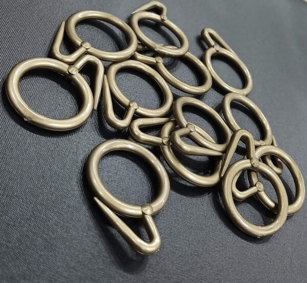 Premium Plastic Curtain Rings for Versatile Window and Door Use in Antique Gold - Image 2