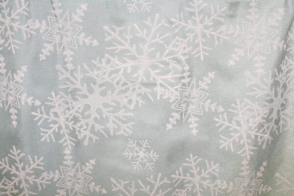 Frosty Blue Snowflake Puff Valance - Stylish 56Wx14L Window Treatment - Image 2