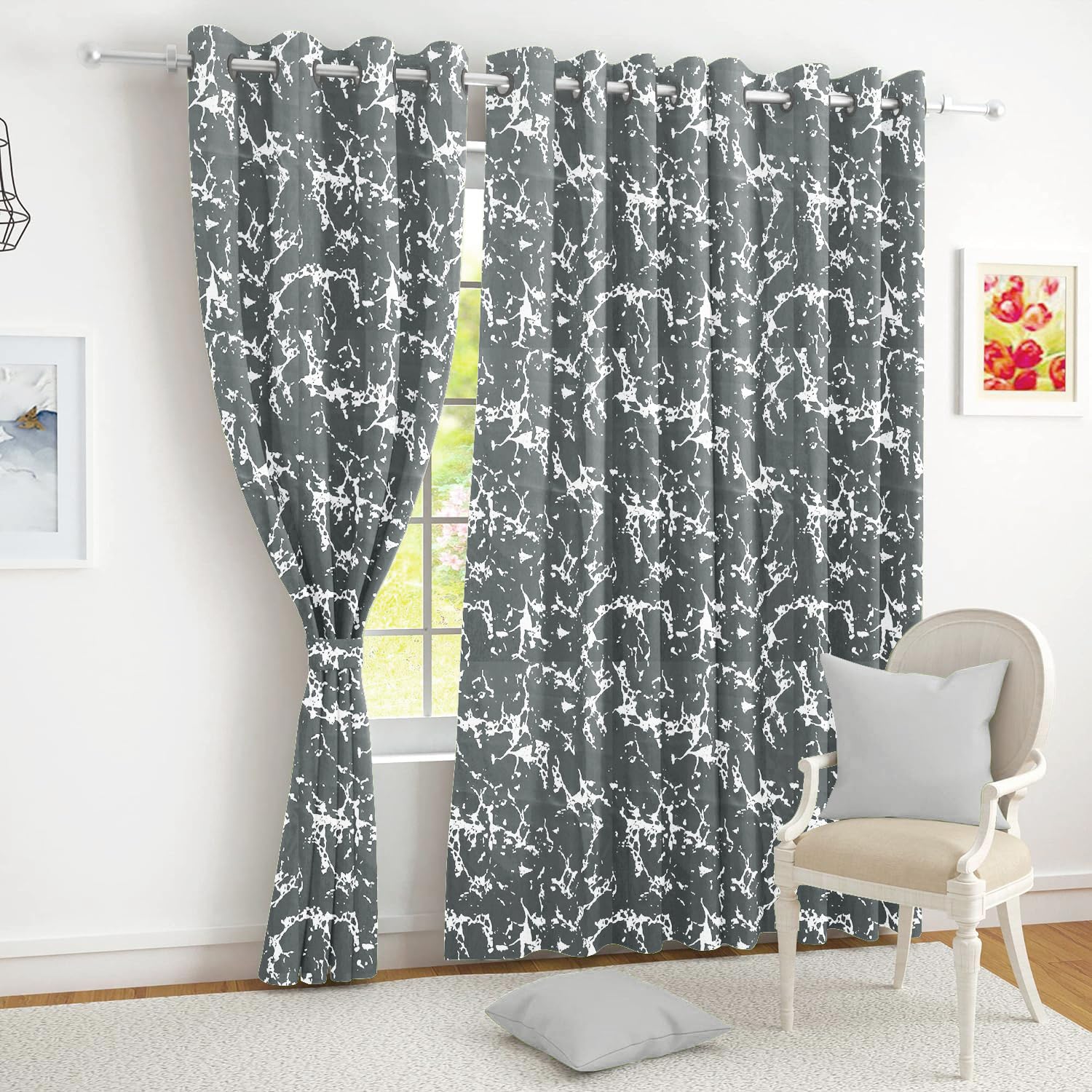 Elegant 100% Blackout Curtains with Gold Foil: Perfect for Bedrooms and Living Rooms